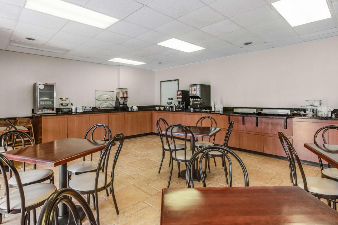 Surestay Plus Hotel By Best Western Mcguire Afb Jackson Cookstown Dış mekan fotoğraf