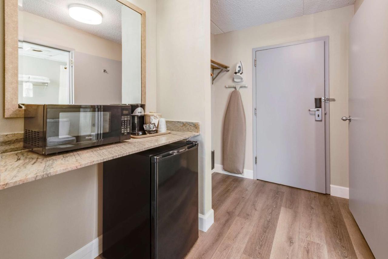 Surestay Plus Hotel By Best Western Mcguire Afb Jackson Cookstown Dış mekan fotoğraf